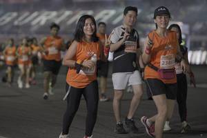 BIB: 29066
                            <button type="button" onclick="openModal(14092784)" class="btn btn-primary btn-sm float-right btn-popup" data-toggle="modal" data-target=".modal-high-quality">
                        <i class="fas fa-shopping-cart"></i> Add to Cart
                    </button>
                                            <button type="button" onclick="isThisMe(14092784, true)" class="btn btn-success btn-sm float-right btn-popup btn-isme hidden" data-toggle="tooltip" data-placement="bottom" title="นี่คือรูปของคุณใช่ไหม คลิกที่นี่เพื่อเอาเข้าอัลบั้ม">
                        <i class="fas fa-plus"></i> Add to album
                    </button>
                    <button type="button" onclick="isThisMe(14092784, false)" class="btn btn-warning btn-sm float-right btn-popup btn-isnotme hidden">
                        <i class="fas fa-ban"></i> Remove from album
                    </button>