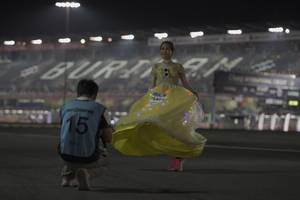 BIB: 76404
                            <button type="button" onclick="openModal(14780693)" class="btn btn-primary btn-sm float-right btn-popup" data-toggle="modal" data-target=".modal-high-quality">
                        <i class="fas fa-shopping-cart"></i> Add to Cart
                    </button>
                                            <button type="button" onclick="isThisMe(14780693, true)" class="btn btn-success btn-sm float-right btn-popup btn-isme hidden" data-toggle="tooltip" data-placement="bottom" title="นี่คือรูปของคุณใช่ไหม คลิกที่นี่เพื่อเอาเข้าอัลบั้ม">
                        <i class="fas fa-plus"></i> Add to album
                    </button>
                    <button type="button" onclick="isThisMe(14780693, false)" class="btn btn-warning btn-sm float-right btn-popup btn-isnotme hidden">
                        <i class="fas fa-ban"></i> Remove from album
                    </button>