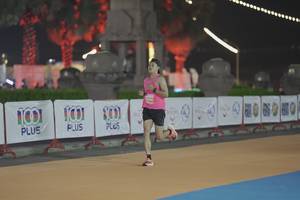 BIB: 100
                            <button type="button" onclick="openModal(14225679)" class="btn btn-primary btn-sm float-right btn-popup" data-toggle="modal" data-target=".modal-high-quality">
                        <i class="fas fa-shopping-cart"></i> Add to Cart
                    </button>
                                            <button type="button" onclick="isThisMe(14225679, true)" class="btn btn-success btn-sm float-right btn-popup btn-isme hidden" data-toggle="tooltip" data-placement="bottom" title="นี่คือรูปของคุณใช่ไหม คลิกที่นี่เพื่อเอาเข้าอัลบั้ม">
                        <i class="fas fa-plus"></i> Add to album
                    </button>
                    <button type="button" onclick="isThisMe(14225679, false)" class="btn btn-warning btn-sm float-right btn-popup btn-isnotme hidden">
                        <i class="fas fa-ban"></i> Remove from album
                    </button>