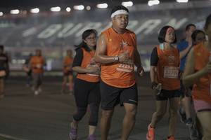 BIB: 22293, 22739
                            <button type="button" onclick="openModal(14190568)" class="btn btn-primary btn-sm float-right btn-popup" data-toggle="modal" data-target=".modal-high-quality">
                        <i class="fas fa-shopping-cart"></i> Add to Cart
                    </button>
                                            <button type="button" onclick="isThisMe(14190568, true)" class="btn btn-success btn-sm float-right btn-popup btn-isme hidden" data-toggle="tooltip" data-placement="bottom" title="นี่คือรูปของคุณใช่ไหม คลิกที่นี่เพื่อเอาเข้าอัลบั้ม">
                        <i class="fas fa-plus"></i> Add to album
                    </button>
                    <button type="button" onclick="isThisMe(14190568, false)" class="btn btn-warning btn-sm float-right btn-popup btn-isnotme hidden">
                        <i class="fas fa-ban"></i> Remove from album
                    </button>