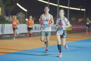 BIB: 0816, 14985
                            <button type="button" onclick="openModal(15823700)" class="btn btn-primary btn-sm float-right btn-popup" data-toggle="modal" data-target=".modal-high-quality">
                        <i class="fas fa-shopping-cart"></i> Add to Cart
                    </button>
                                            <button type="button" onclick="isThisMe(15823700, true)" class="btn btn-success btn-sm float-right btn-popup btn-isme hidden" data-toggle="tooltip" data-placement="bottom" title="นี่คือรูปของคุณใช่ไหม คลิกที่นี่เพื่อเอาเข้าอัลบั้ม">
                        <i class="fas fa-plus"></i> Add to album
                    </button>
                    <button type="button" onclick="isThisMe(15823700, false)" class="btn btn-warning btn-sm float-right btn-popup btn-isnotme hidden">
                        <i class="fas fa-ban"></i> Remove from album
                    </button>