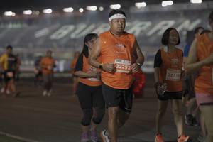 BIB: 22293, 22739
                            <button type="button" onclick="openModal(14190212)" class="btn btn-primary btn-sm float-right btn-popup" data-toggle="modal" data-target=".modal-high-quality">
                        <i class="fas fa-shopping-cart"></i> Add to Cart
                    </button>
                                            <button type="button" onclick="isThisMe(14190212, true)" class="btn btn-success btn-sm float-right btn-popup btn-isme hidden" data-toggle="tooltip" data-placement="bottom" title="นี่คือรูปของคุณใช่ไหม คลิกที่นี่เพื่อเอาเข้าอัลบั้ม">
                        <i class="fas fa-plus"></i> Add to album
                    </button>
                    <button type="button" onclick="isThisMe(14190212, false)" class="btn btn-warning btn-sm float-right btn-popup btn-isnotme hidden">
                        <i class="fas fa-ban"></i> Remove from album
                    </button>