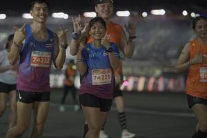 BIB: 74232, 74229
                            <button type="button" onclick="openModal(14195947)" class="btn btn-primary btn-sm float-right btn-popup" data-toggle="modal" data-target=".modal-high-quality">
                        <i class="fas fa-shopping-cart"></i> Add to Cart
                    </button>
                                            <button type="button" onclick="isThisMe(14195947, true)" class="btn btn-success btn-sm float-right btn-popup btn-isme hidden" data-toggle="tooltip" data-placement="bottom" title="นี่คือรูปของคุณใช่ไหม คลิกที่นี่เพื่อเอาเข้าอัลบั้ม">
                        <i class="fas fa-plus"></i> Add to album
                    </button>
                    <button type="button" onclick="isThisMe(14195947, false)" class="btn btn-warning btn-sm float-right btn-popup btn-isnotme hidden">
                        <i class="fas fa-ban"></i> Remove from album
                    </button>