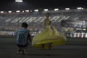 BIB: 
                            <button type="button" onclick="openModal(14780901)" class="btn btn-primary btn-sm float-right btn-popup" data-toggle="modal" data-target=".modal-high-quality">
                        <i class="fas fa-shopping-cart"></i> Add to Cart
                    </button>
                                            <button type="button" onclick="isThisMe(14780901, true)" class="btn btn-success btn-sm float-right btn-popup btn-isme hidden" data-toggle="tooltip" data-placement="bottom" title="นี่คือรูปของคุณใช่ไหม คลิกที่นี่เพื่อเอาเข้าอัลบั้ม">
                        <i class="fas fa-plus"></i> Add to album
                    </button>
                    <button type="button" onclick="isThisMe(14780901, false)" class="btn btn-warning btn-sm float-right btn-popup btn-isnotme hidden">
                        <i class="fas fa-ban"></i> Remove from album
                    </button>