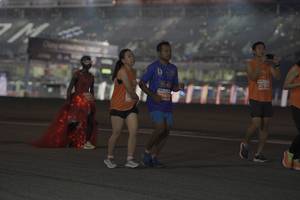 BIB: 
                            <button type="button" onclick="openModal(14190868)" class="btn btn-primary btn-sm float-right btn-popup" data-toggle="modal" data-target=".modal-high-quality">
                        <i class="fas fa-shopping-cart"></i> Add to Cart
                    </button>
                                            <button type="button" onclick="isThisMe(14190868, true)" class="btn btn-success btn-sm float-right btn-popup btn-isme hidden" data-toggle="tooltip" data-placement="bottom" title="นี่คือรูปของคุณใช่ไหม คลิกที่นี่เพื่อเอาเข้าอัลบั้ม">
                        <i class="fas fa-plus"></i> Add to album
                    </button>
                    <button type="button" onclick="isThisMe(14190868, false)" class="btn btn-warning btn-sm float-right btn-popup btn-isnotme hidden">
                        <i class="fas fa-ban"></i> Remove from album
                    </button>