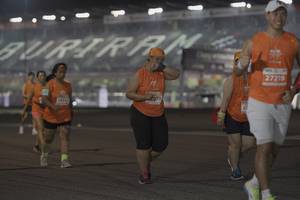 BIB: 27219, 28555
                            <button type="button" onclick="openModal(14202055)" class="btn btn-primary btn-sm float-right btn-popup" data-toggle="modal" data-target=".modal-high-quality">
                        <i class="fas fa-shopping-cart"></i> Add to Cart
                    </button>
                                            <button type="button" onclick="isThisMe(14202055, true)" class="btn btn-success btn-sm float-right btn-popup btn-isme hidden" data-toggle="tooltip" data-placement="bottom" title="นี่คือรูปของคุณใช่ไหม คลิกที่นี่เพื่อเอาเข้าอัลบั้ม">
                        <i class="fas fa-plus"></i> Add to album
                    </button>
                    <button type="button" onclick="isThisMe(14202055, false)" class="btn btn-warning btn-sm float-right btn-popup btn-isnotme hidden">
                        <i class="fas fa-ban"></i> Remove from album
                    </button>