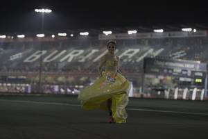 BIB: 7604
                            <button type="button" onclick="openModal(14783946)" class="btn btn-primary btn-sm float-right btn-popup" data-toggle="modal" data-target=".modal-high-quality">
                        <i class="fas fa-shopping-cart"></i> Add to Cart
                    </button>
                                            <button type="button" onclick="isThisMe(14783946, true)" class="btn btn-success btn-sm float-right btn-popup btn-isme hidden" data-toggle="tooltip" data-placement="bottom" title="นี่คือรูปของคุณใช่ไหม คลิกที่นี่เพื่อเอาเข้าอัลบั้ม">
                        <i class="fas fa-plus"></i> Add to album
                    </button>
                    <button type="button" onclick="isThisMe(14783946, false)" class="btn btn-warning btn-sm float-right btn-popup btn-isnotme hidden">
                        <i class="fas fa-ban"></i> Remove from album
                    </button>