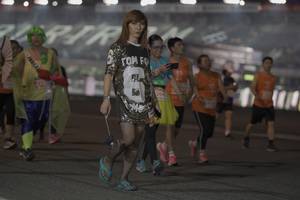 BIB: 264
                            <button type="button" onclick="openModal(14188689)" class="btn btn-primary btn-sm float-right btn-popup" data-toggle="modal" data-target=".modal-high-quality">
                        <i class="fas fa-shopping-cart"></i> Add to Cart
                    </button>
                                            <button type="button" onclick="isThisMe(14188689, true)" class="btn btn-success btn-sm float-right btn-popup btn-isme hidden" data-toggle="tooltip" data-placement="bottom" title="นี่คือรูปของคุณใช่ไหม คลิกที่นี่เพื่อเอาเข้าอัลบั้ม">
                        <i class="fas fa-plus"></i> Add to album
                    </button>
                    <button type="button" onclick="isThisMe(14188689, false)" class="btn btn-warning btn-sm float-right btn-popup btn-isnotme hidden">
                        <i class="fas fa-ban"></i> Remove from album
                    </button>