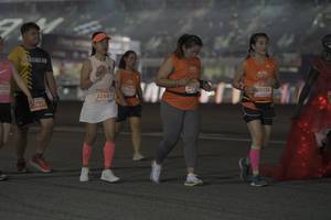 BIB: 5008, 291, 22597, 9136, 427
                            <button type="button" onclick="openModal(14191656)" class="btn btn-primary btn-sm float-right btn-popup" data-toggle="modal" data-target=".modal-high-quality">
                        <i class="fas fa-shopping-cart"></i> Add to Cart
                    </button>
                                            <button type="button" onclick="isThisMe(14191656, true)" class="btn btn-success btn-sm float-right btn-popup btn-isme hidden" data-toggle="tooltip" data-placement="bottom" title="นี่คือรูปของคุณใช่ไหม คลิกที่นี่เพื่อเอาเข้าอัลบั้ม">
                        <i class="fas fa-plus"></i> Add to album
                    </button>
                    <button type="button" onclick="isThisMe(14191656, false)" class="btn btn-warning btn-sm float-right btn-popup btn-isnotme hidden">
                        <i class="fas fa-ban"></i> Remove from album
                    </button>