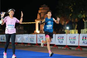 BIB: 48035, 42171
                            <button type="button" onclick="openModal(14109755)" class="btn btn-primary btn-sm float-right btn-popup" data-toggle="modal" data-target=".modal-high-quality">
                        <i class="fas fa-shopping-cart"></i> Add to Cart
                    </button>
                                            <button type="button" onclick="isThisMe(14109755, true)" class="btn btn-success btn-sm float-right btn-popup btn-isme hidden" data-toggle="tooltip" data-placement="bottom" title="นี่คือรูปของคุณใช่ไหม คลิกที่นี่เพื่อเอาเข้าอัลบั้ม">
                        <i class="fas fa-plus"></i> Add to album
                    </button>
                    <button type="button" onclick="isThisMe(14109755, false)" class="btn btn-warning btn-sm float-right btn-popup btn-isnotme hidden">
                        <i class="fas fa-ban"></i> Remove from album
                    </button>