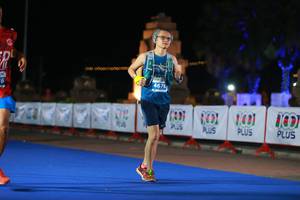BIB: 4676, 1001
                            <button type="button" onclick="openModal(14076451)" class="btn btn-primary btn-sm float-right btn-popup" data-toggle="modal" data-target=".modal-high-quality">
                        <i class="fas fa-shopping-cart"></i> Add to Cart
                    </button>
                                            <button type="button" onclick="isThisMe(14076451, true)" class="btn btn-success btn-sm float-right btn-popup btn-isme hidden" data-toggle="tooltip" data-placement="bottom" title="นี่คือรูปของคุณใช่ไหม คลิกที่นี่เพื่อเอาเข้าอัลบั้ม">
                        <i class="fas fa-plus"></i> Add to album
                    </button>
                    <button type="button" onclick="isThisMe(14076451, false)" class="btn btn-warning btn-sm float-right btn-popup btn-isnotme hidden">
                        <i class="fas fa-ban"></i> Remove from album
                    </button>