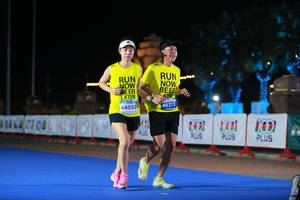 BIB: 46313, 48052, 1001
                            <button type="button" onclick="openModal(14113728)" class="btn btn-primary btn-sm float-right btn-popup" data-toggle="modal" data-target=".modal-high-quality">
                        <i class="fas fa-shopping-cart"></i> Add to Cart
                    </button>
                                            <button type="button" onclick="isThisMe(14113728, true)" class="btn btn-success btn-sm float-right btn-popup btn-isme hidden" data-toggle="tooltip" data-placement="bottom" title="นี่คือรูปของคุณใช่ไหม คลิกที่นี่เพื่อเอาเข้าอัลบั้ม">
                        <i class="fas fa-plus"></i> Add to album
                    </button>
                    <button type="button" onclick="isThisMe(14113728, false)" class="btn btn-warning btn-sm float-right btn-popup btn-isnotme hidden">
                        <i class="fas fa-ban"></i> Remove from album
                    </button>