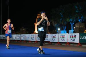BIB: 4089, 46913, 1001
                            <button type="button" onclick="openModal(13975437)" class="btn btn-primary btn-sm float-right btn-popup" data-toggle="modal" data-target=".modal-high-quality">
                        <i class="fas fa-shopping-cart"></i> Add to Cart
                    </button>
                                            <button type="button" onclick="isThisMe(13975437, true)" class="btn btn-success btn-sm float-right btn-popup btn-isme hidden" data-toggle="tooltip" data-placement="bottom" title="นี่คือรูปของคุณใช่ไหม คลิกที่นี่เพื่อเอาเข้าอัลบั้ม">
                        <i class="fas fa-plus"></i> Add to album
                    </button>
                    <button type="button" onclick="isThisMe(13975437, false)" class="btn btn-warning btn-sm float-right btn-popup btn-isnotme hidden">
                        <i class="fas fa-ban"></i> Remove from album
                    </button>