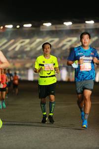 BIB: 265, 2130
                            <button type="button" onclick="openModal(13954770)" class="btn btn-primary btn-sm float-right btn-popup" data-toggle="modal" data-target=".modal-high-quality">
                        <i class="fas fa-shopping-cart"></i> Add to Cart
                    </button>
                                            <button type="button" onclick="isThisMe(13954770, true)" class="btn btn-success btn-sm float-right btn-popup btn-isme hidden" data-toggle="tooltip" data-placement="bottom" title="นี่คือรูปของคุณใช่ไหม คลิกที่นี่เพื่อเอาเข้าอัลบั้ม">
                        <i class="fas fa-plus"></i> Add to album
                    </button>
                    <button type="button" onclick="isThisMe(13954770, false)" class="btn btn-warning btn-sm float-right btn-popup btn-isnotme hidden">
                        <i class="fas fa-ban"></i> Remove from album
                    </button>