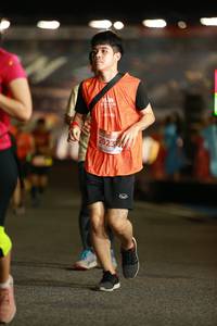 BIB: 2923
                            <button type="button" onclick="openModal(13993900)" class="btn btn-primary btn-sm float-right btn-popup" data-toggle="modal" data-target=".modal-high-quality">
                        <i class="fas fa-shopping-cart"></i> Add to Cart
                    </button>
                                            <button type="button" onclick="isThisMe(13993900, true)" class="btn btn-success btn-sm float-right btn-popup btn-isme hidden" data-toggle="tooltip" data-placement="bottom" title="นี่คือรูปของคุณใช่ไหม คลิกที่นี่เพื่อเอาเข้าอัลบั้ม">
                        <i class="fas fa-plus"></i> Add to album
                    </button>
                    <button type="button" onclick="isThisMe(13993900, false)" class="btn btn-warning btn-sm float-right btn-popup btn-isnotme hidden">
                        <i class="fas fa-ban"></i> Remove from album
                    </button>