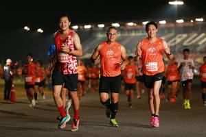 BIB: 948, 20324
                            <button type="button" onclick="openModal(13915826)" class="btn btn-primary btn-sm float-right btn-popup" data-toggle="modal" data-target=".modal-high-quality">
                        <i class="fas fa-shopping-cart"></i> Add to Cart
                    </button>
                                            <button type="button" onclick="isThisMe(13915826, true)" class="btn btn-success btn-sm float-right btn-popup btn-isme hidden" data-toggle="tooltip" data-placement="bottom" title="นี่คือรูปของคุณใช่ไหม คลิกที่นี่เพื่อเอาเข้าอัลบั้ม">
                        <i class="fas fa-plus"></i> Add to album
                    </button>
                    <button type="button" onclick="isThisMe(13915826, false)" class="btn btn-warning btn-sm float-right btn-popup btn-isnotme hidden">
                        <i class="fas fa-ban"></i> Remove from album
                    </button>