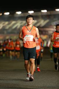 BIB: 200
                            <button type="button" onclick="openModal(14012938)" class="btn btn-primary btn-sm float-right btn-popup" data-toggle="modal" data-target=".modal-high-quality">
                        <i class="fas fa-shopping-cart"></i> Add to Cart
                    </button>
                                            <button type="button" onclick="isThisMe(14012938, true)" class="btn btn-success btn-sm float-right btn-popup btn-isme hidden" data-toggle="tooltip" data-placement="bottom" title="นี่คือรูปของคุณใช่ไหม คลิกที่นี่เพื่อเอาเข้าอัลบั้ม">
                        <i class="fas fa-plus"></i> Add to album
                    </button>
                    <button type="button" onclick="isThisMe(14012938, false)" class="btn btn-warning btn-sm float-right btn-popup btn-isnotme hidden">
                        <i class="fas fa-ban"></i> Remove from album
                    </button>