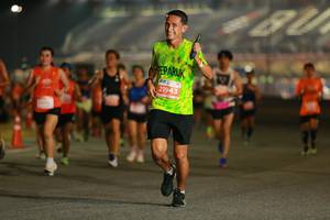 BIB: 21943
                            <button type="button" onclick="openModal(13938063)" class="btn btn-primary btn-sm float-right btn-popup" data-toggle="modal" data-target=".modal-high-quality">
                        <i class="fas fa-shopping-cart"></i> Add to Cart
                    </button>
                                            <button type="button" onclick="isThisMe(13938063, true)" class="btn btn-success btn-sm float-right btn-popup btn-isme hidden" data-toggle="tooltip" data-placement="bottom" title="นี่คือรูปของคุณใช่ไหม คลิกที่นี่เพื่อเอาเข้าอัลบั้ม">
                        <i class="fas fa-plus"></i> Add to album
                    </button>
                    <button type="button" onclick="isThisMe(13938063, false)" class="btn btn-warning btn-sm float-right btn-popup btn-isnotme hidden">
                        <i class="fas fa-ban"></i> Remove from album
                    </button>