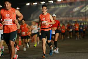 BIB: 0270, 204
                            <button type="button" onclick="openModal(13950299)" class="btn btn-primary btn-sm float-right btn-popup" data-toggle="modal" data-target=".modal-high-quality">
                        <i class="fas fa-shopping-cart"></i> Add to Cart
                    </button>
                                            <button type="button" onclick="isThisMe(13950299, true)" class="btn btn-success btn-sm float-right btn-popup btn-isme hidden" data-toggle="tooltip" data-placement="bottom" title="นี่คือรูปของคุณใช่ไหม คลิกที่นี่เพื่อเอาเข้าอัลบั้ม">
                        <i class="fas fa-plus"></i> Add to album
                    </button>
                    <button type="button" onclick="isThisMe(13950299, false)" class="btn btn-warning btn-sm float-right btn-popup btn-isnotme hidden">
                        <i class="fas fa-ban"></i> Remove from album
                    </button>