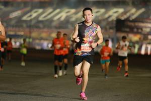 BIB: 20983
                            <button type="button" onclick="openModal(13931135)" class="btn btn-primary btn-sm float-right btn-popup" data-toggle="modal" data-target=".modal-high-quality">
                        <i class="fas fa-shopping-cart"></i> Add to Cart
                    </button>
                                            <button type="button" onclick="isThisMe(13931135, true)" class="btn btn-success btn-sm float-right btn-popup btn-isme hidden" data-toggle="tooltip" data-placement="bottom" title="นี่คือรูปของคุณใช่ไหม คลิกที่นี่เพื่อเอาเข้าอัลบั้ม">
                        <i class="fas fa-plus"></i> Add to album
                    </button>
                    <button type="button" onclick="isThisMe(13931135, false)" class="btn btn-warning btn-sm float-right btn-popup btn-isnotme hidden">
                        <i class="fas fa-ban"></i> Remove from album
                    </button>