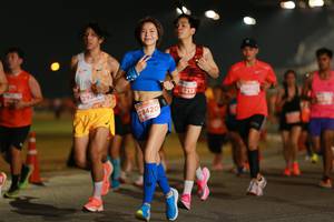 BIB: 2920, 213, 28420
                            <button type="button" onclick="openModal(13947985)" class="btn btn-primary btn-sm float-right btn-popup" data-toggle="modal" data-target=".modal-high-quality">
                        <i class="fas fa-shopping-cart"></i> Add to Cart
                    </button>
                                            <button type="button" onclick="isThisMe(13947985, true)" class="btn btn-success btn-sm float-right btn-popup btn-isme hidden" data-toggle="tooltip" data-placement="bottom" title="นี่คือรูปของคุณใช่ไหม คลิกที่นี่เพื่อเอาเข้าอัลบั้ม">
                        <i class="fas fa-plus"></i> Add to album
                    </button>
                    <button type="button" onclick="isThisMe(13947985, false)" class="btn btn-warning btn-sm float-right btn-popup btn-isnotme hidden">
                        <i class="fas fa-ban"></i> Remove from album
                    </button>