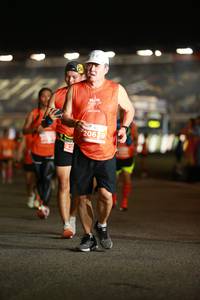 BIB: 206
                            <button type="button" onclick="openModal(14009222)" class="btn btn-primary btn-sm float-right btn-popup" data-toggle="modal" data-target=".modal-high-quality">
                        <i class="fas fa-shopping-cart"></i> Add to Cart
                    </button>
                                            <button type="button" onclick="isThisMe(14009222, true)" class="btn btn-success btn-sm float-right btn-popup btn-isme hidden" data-toggle="tooltip" data-placement="bottom" title="นี่คือรูปของคุณใช่ไหม คลิกที่นี่เพื่อเอาเข้าอัลบั้ม">
                        <i class="fas fa-plus"></i> Add to album
                    </button>
                    <button type="button" onclick="isThisMe(14009222, false)" class="btn btn-warning btn-sm float-right btn-popup btn-isnotme hidden">
                        <i class="fas fa-ban"></i> Remove from album
                    </button>