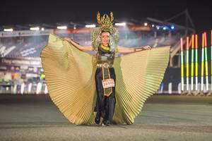 BIB: 29323
                            <button type="button" onclick="openModal(15877210)" class="btn btn-primary btn-sm float-right btn-popup" data-toggle="modal" data-target=".modal-high-quality">
                        <i class="fas fa-shopping-cart"></i> Add to Cart
                    </button>
                                            <button type="button" onclick="isThisMe(15877210, true)" class="btn btn-success btn-sm float-right btn-popup btn-isme hidden" data-toggle="tooltip" data-placement="bottom" title="นี่คือรูปของคุณใช่ไหม คลิกที่นี่เพื่อเอาเข้าอัลบั้ม">
                        <i class="fas fa-plus"></i> Add to album
                    </button>
                    <button type="button" onclick="isThisMe(15877210, false)" class="btn btn-warning btn-sm float-right btn-popup btn-isnotme hidden">
                        <i class="fas fa-ban"></i> Remove from album
                    </button>