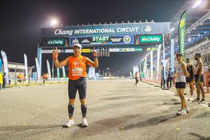 BIB: 191232, 20231
                            <button type="button" onclick="openModal(15750085)" class="btn btn-primary btn-sm float-right btn-popup" data-toggle="modal" data-target=".modal-high-quality">
                        <i class="fas fa-shopping-cart"></i> Add to Cart
                    </button>
                                            <button type="button" onclick="isThisMe(15750085, true)" class="btn btn-success btn-sm float-right btn-popup btn-isme hidden" data-toggle="tooltip" data-placement="bottom" title="นี่คือรูปของคุณใช่ไหม คลิกที่นี่เพื่อเอาเข้าอัลบั้ม">
                        <i class="fas fa-plus"></i> Add to album
                    </button>
                    <button type="button" onclick="isThisMe(15750085, false)" class="btn btn-warning btn-sm float-right btn-popup btn-isnotme hidden">
                        <i class="fas fa-ban"></i> Remove from album
                    </button>