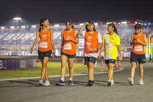 BIB: 22606, 473, 23539, 23600, 23497
                            <button type="button" onclick="openModal(15877218)" class="btn btn-primary btn-sm float-right btn-popup" data-toggle="modal" data-target=".modal-high-quality">
                        <i class="fas fa-shopping-cart"></i> Add to Cart
                    </button>
                                            <button type="button" onclick="isThisMe(15877218, true)" class="btn btn-success btn-sm float-right btn-popup btn-isme hidden" data-toggle="tooltip" data-placement="bottom" title="นี่คือรูปของคุณใช่ไหม คลิกที่นี่เพื่อเอาเข้าอัลบั้ม">
                        <i class="fas fa-plus"></i> Add to album
                    </button>
                    <button type="button" onclick="isThisMe(15877218, false)" class="btn btn-warning btn-sm float-right btn-popup btn-isnotme hidden">
                        <i class="fas fa-ban"></i> Remove from album
                    </button>