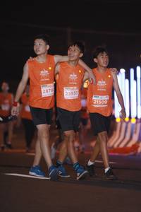 BIB: 2878, 23550, 21509
                            <button type="button" onclick="openModal(14477322)" class="btn btn-primary btn-sm float-right btn-popup" data-toggle="modal" data-target=".modal-high-quality">
                        <i class="fas fa-shopping-cart"></i> Add to Cart
                    </button>
                                            <button type="button" onclick="isThisMe(14477322, true)" class="btn btn-success btn-sm float-right btn-popup btn-isme hidden" data-toggle="tooltip" data-placement="bottom" title="นี่คือรูปของคุณใช่ไหม คลิกที่นี่เพื่อเอาเข้าอัลบั้ม">
                        <i class="fas fa-plus"></i> Add to album
                    </button>
                    <button type="button" onclick="isThisMe(14477322, false)" class="btn btn-warning btn-sm float-right btn-popup btn-isnotme hidden">
                        <i class="fas fa-ban"></i> Remove from album
                    </button>