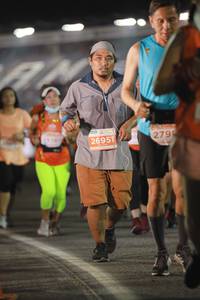 BIB: 279, 2695
                            <button type="button" onclick="openModal(14080693)" class="btn btn-primary btn-sm float-right btn-popup" data-toggle="modal" data-target=".modal-high-quality">
                        <i class="fas fa-shopping-cart"></i> Add to Cart
                    </button>
                                            <button type="button" onclick="isThisMe(14080693, true)" class="btn btn-success btn-sm float-right btn-popup btn-isme hidden" data-toggle="tooltip" data-placement="bottom" title="นี่คือรูปของคุณใช่ไหม คลิกที่นี่เพื่อเอาเข้าอัลบั้ม">
                        <i class="fas fa-plus"></i> Add to album
                    </button>
                    <button type="button" onclick="isThisMe(14080693, false)" class="btn btn-warning btn-sm float-right btn-popup btn-isnotme hidden">
                        <i class="fas fa-ban"></i> Remove from album
                    </button>