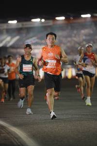 BIB: 20123, 26896
                            <button type="button" onclick="openModal(14048406)" class="btn btn-primary btn-sm float-right btn-popup" data-toggle="modal" data-target=".modal-high-quality">
                        <i class="fas fa-shopping-cart"></i> Add to Cart
                    </button>
                                            <button type="button" onclick="isThisMe(14048406, true)" class="btn btn-success btn-sm float-right btn-popup btn-isme hidden" data-toggle="tooltip" data-placement="bottom" title="นี่คือรูปของคุณใช่ไหม คลิกที่นี่เพื่อเอาเข้าอัลบั้ม">
                        <i class="fas fa-plus"></i> Add to album
                    </button>
                    <button type="button" onclick="isThisMe(14048406, false)" class="btn btn-warning btn-sm float-right btn-popup btn-isnotme hidden">
                        <i class="fas fa-ban"></i> Remove from album
                    </button>