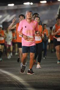 BIB: 4240, 29179
                            <button type="button" onclick="openModal(14106247)" class="btn btn-primary btn-sm float-right btn-popup" data-toggle="modal" data-target=".modal-high-quality">
                        <i class="fas fa-shopping-cart"></i> Add to Cart
                    </button>
                                            <button type="button" onclick="isThisMe(14106247, true)" class="btn btn-success btn-sm float-right btn-popup btn-isme hidden" data-toggle="tooltip" data-placement="bottom" title="นี่คือรูปของคุณใช่ไหม คลิกที่นี่เพื่อเอาเข้าอัลบั้ม">
                        <i class="fas fa-plus"></i> Add to album
                    </button>
                    <button type="button" onclick="isThisMe(14106247, false)" class="btn btn-warning btn-sm float-right btn-popup btn-isnotme hidden">
                        <i class="fas fa-ban"></i> Remove from album
                    </button>