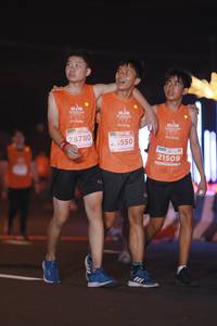 BIB: 28780, 23550, 21509
                            <button type="button" onclick="openModal(13956669)" class="btn btn-primary btn-sm float-right btn-popup" data-toggle="modal" data-target=".modal-high-quality">
                        <i class="fas fa-shopping-cart"></i> Add to Cart
                    </button>
                                            <button type="button" onclick="isThisMe(13956669, true)" class="btn btn-success btn-sm float-right btn-popup btn-isme hidden" data-toggle="tooltip" data-placement="bottom" title="นี่คือรูปของคุณใช่ไหม คลิกที่นี่เพื่อเอาเข้าอัลบั้ม">
                        <i class="fas fa-plus"></i> Add to album
                    </button>
                    <button type="button" onclick="isThisMe(13956669, false)" class="btn btn-warning btn-sm float-right btn-popup btn-isnotme hidden">
                        <i class="fas fa-ban"></i> Remove from album
                    </button>