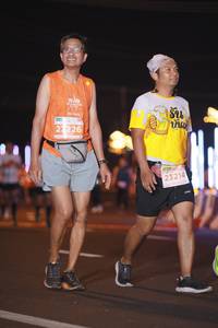 BIB: 226, 23214
                            <button type="button" onclick="openModal(13960879)" class="btn btn-primary btn-sm float-right btn-popup" data-toggle="modal" data-target=".modal-high-quality">
                        <i class="fas fa-shopping-cart"></i> Add to Cart
                    </button>
                                            <button type="button" onclick="isThisMe(13960879, true)" class="btn btn-success btn-sm float-right btn-popup btn-isme hidden" data-toggle="tooltip" data-placement="bottom" title="นี่คือรูปของคุณใช่ไหม คลิกที่นี่เพื่อเอาเข้าอัลบั้ม">
                        <i class="fas fa-plus"></i> Add to album
                    </button>
                    <button type="button" onclick="isThisMe(13960879, false)" class="btn btn-warning btn-sm float-right btn-popup btn-isnotme hidden">
                        <i class="fas fa-ban"></i> Remove from album
                    </button>