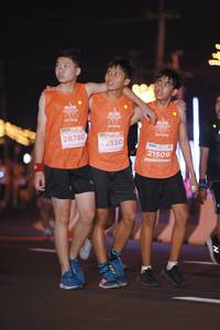 BIB: 28780, 3550, 21509
                            <button type="button" onclick="openModal(13956429)" class="btn btn-primary btn-sm float-right btn-popup" data-toggle="modal" data-target=".modal-high-quality">
                        <i class="fas fa-shopping-cart"></i> Add to Cart
                    </button>
                                            <button type="button" onclick="isThisMe(13956429, true)" class="btn btn-success btn-sm float-right btn-popup btn-isme hidden" data-toggle="tooltip" data-placement="bottom" title="นี่คือรูปของคุณใช่ไหม คลิกที่นี่เพื่อเอาเข้าอัลบั้ม">
                        <i class="fas fa-plus"></i> Add to album
                    </button>
                    <button type="button" onclick="isThisMe(13956429, false)" class="btn btn-warning btn-sm float-right btn-popup btn-isnotme hidden">
                        <i class="fas fa-ban"></i> Remove from album
                    </button>