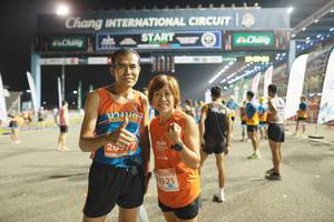 BIB: 265, 2921
                            <button type="button" onclick="openModal(14033000)" class="btn btn-primary btn-sm float-right btn-popup" data-toggle="modal" data-target=".modal-high-quality">
                        <i class="fas fa-shopping-cart"></i> Add to Cart
                    </button>
                                            <button type="button" onclick="isThisMe(14033000, true)" class="btn btn-success btn-sm float-right btn-popup btn-isme hidden" data-toggle="tooltip" data-placement="bottom" title="นี่คือรูปของคุณใช่ไหม คลิกที่นี่เพื่อเอาเข้าอัลบั้ม">
                        <i class="fas fa-plus"></i> Add to album
                    </button>
                    <button type="button" onclick="isThisMe(14033000, false)" class="btn btn-warning btn-sm float-right btn-popup btn-isnotme hidden">
                        <i class="fas fa-ban"></i> Remove from album
                    </button>