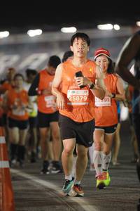 BIB: 25879, 25391
                            <button type="button" onclick="openModal(14077678)" class="btn btn-primary btn-sm float-right btn-popup" data-toggle="modal" data-target=".modal-high-quality">
                        <i class="fas fa-shopping-cart"></i> Add to Cart
                    </button>
                                            <button type="button" onclick="isThisMe(14077678, true)" class="btn btn-success btn-sm float-right btn-popup btn-isme hidden" data-toggle="tooltip" data-placement="bottom" title="นี่คือรูปของคุณใช่ไหม คลิกที่นี่เพื่อเอาเข้าอัลบั้ม">
                        <i class="fas fa-plus"></i> Add to album
                    </button>
                    <button type="button" onclick="isThisMe(14077678, false)" class="btn btn-warning btn-sm float-right btn-popup btn-isnotme hidden">
                        <i class="fas fa-ban"></i> Remove from album
                    </button>