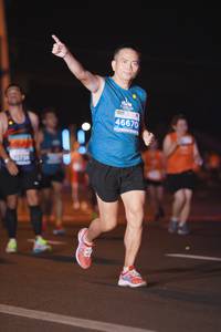 BIB: 46670
                            <button type="button" onclick="openModal(14326312)" class="btn btn-primary btn-sm float-right btn-popup" data-toggle="modal" data-target=".modal-high-quality">
                        <i class="fas fa-shopping-cart"></i> Add to Cart
                    </button>
                                            <button type="button" onclick="isThisMe(14326312, true)" class="btn btn-success btn-sm float-right btn-popup btn-isme hidden" data-toggle="tooltip" data-placement="bottom" title="นี่คือรูปของคุณใช่ไหม คลิกที่นี่เพื่อเอาเข้าอัลบั้ม">
                        <i class="fas fa-plus"></i> Add to album
                    </button>
                    <button type="button" onclick="isThisMe(14326312, false)" class="btn btn-warning btn-sm float-right btn-popup btn-isnotme hidden">
                        <i class="fas fa-ban"></i> Remove from album
                    </button>