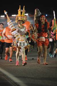 BIB: 25891, 9441, 21900, 023
                            <button type="button" onclick="openModal(14113824)" class="btn btn-primary btn-sm float-right btn-popup" data-toggle="modal" data-target=".modal-high-quality">
                        <i class="fas fa-shopping-cart"></i> Add to Cart
                    </button>
                                            <button type="button" onclick="isThisMe(14113824, true)" class="btn btn-success btn-sm float-right btn-popup btn-isme hidden" data-toggle="tooltip" data-placement="bottom" title="นี่คือรูปของคุณใช่ไหม คลิกที่นี่เพื่อเอาเข้าอัลบั้ม">
                        <i class="fas fa-plus"></i> Add to album
                    </button>
                    <button type="button" onclick="isThisMe(14113824, false)" class="btn btn-warning btn-sm float-right btn-popup btn-isnotme hidden">
                        <i class="fas fa-ban"></i> Remove from album
                    </button>