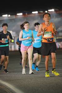 BIB: 50915, 10085, 0747
                            <button type="button" onclick="openModal(14180504)" class="btn btn-primary btn-sm float-right btn-popup" data-toggle="modal" data-target=".modal-high-quality">
                        <i class="fas fa-shopping-cart"></i> Add to Cart
                    </button>
                                            <button type="button" onclick="isThisMe(14180504, true)" class="btn btn-success btn-sm float-right btn-popup btn-isme hidden" data-toggle="tooltip" data-placement="bottom" title="นี่คือรูปของคุณใช่ไหม คลิกที่นี่เพื่อเอาเข้าอัลบั้ม">
                        <i class="fas fa-plus"></i> Add to album
                    </button>
                    <button type="button" onclick="isThisMe(14180504, false)" class="btn btn-warning btn-sm float-right btn-popup btn-isnotme hidden">
                        <i class="fas fa-ban"></i> Remove from album
                    </button>