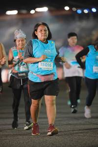 BIB: 15016, 
                            <button type="button" onclick="openModal(14232687)" class="btn btn-primary btn-sm float-right btn-popup" data-toggle="modal" data-target=".modal-high-quality">
                        <i class="fas fa-shopping-cart"></i> Add to Cart
                    </button>
                                            <button type="button" onclick="isThisMe(14232687, true)" class="btn btn-success btn-sm float-right btn-popup btn-isme hidden" data-toggle="tooltip" data-placement="bottom" title="นี่คือรูปของคุณใช่ไหม คลิกที่นี่เพื่อเอาเข้าอัลบั้ม">
                        <i class="fas fa-plus"></i> Add to album
                    </button>
                    <button type="button" onclick="isThisMe(14232687, false)" class="btn btn-warning btn-sm float-right btn-popup btn-isnotme hidden">
                        <i class="fas fa-ban"></i> Remove from album
                    </button>