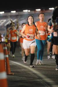 BIB: 27952, 098
                            <button type="button" onclick="openModal(14113037)" class="btn btn-primary btn-sm float-right btn-popup" data-toggle="modal" data-target=".modal-high-quality">
                        <i class="fas fa-shopping-cart"></i> Add to Cart
                    </button>
                                            <button type="button" onclick="isThisMe(14113037, true)" class="btn btn-success btn-sm float-right btn-popup btn-isme hidden" data-toggle="tooltip" data-placement="bottom" title="นี่คือรูปของคุณใช่ไหม คลิกที่นี่เพื่อเอาเข้าอัลบั้ม">
                        <i class="fas fa-plus"></i> Add to album
                    </button>
                    <button type="button" onclick="isThisMe(14113037, false)" class="btn btn-warning btn-sm float-right btn-popup btn-isnotme hidden">
                        <i class="fas fa-ban"></i> Remove from album
                    </button>