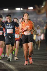 BIB: 3604, 23194
                            <button type="button" onclick="openModal(14072860)" class="btn btn-primary btn-sm float-right btn-popup" data-toggle="modal" data-target=".modal-high-quality">
                        <i class="fas fa-shopping-cart"></i> Add to Cart
                    </button>
                                            <button type="button" onclick="isThisMe(14072860, true)" class="btn btn-success btn-sm float-right btn-popup btn-isme hidden" data-toggle="tooltip" data-placement="bottom" title="นี่คือรูปของคุณใช่ไหม คลิกที่นี่เพื่อเอาเข้าอัลบั้ม">
                        <i class="fas fa-plus"></i> Add to album
                    </button>
                    <button type="button" onclick="isThisMe(14072860, false)" class="btn btn-warning btn-sm float-right btn-popup btn-isnotme hidden">
                        <i class="fas fa-ban"></i> Remove from album
                    </button>