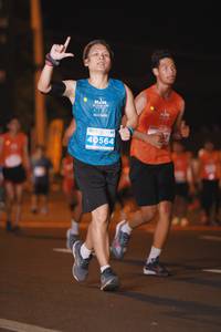 BIB: 40564
                            <button type="button" onclick="openModal(14300540)" class="btn btn-primary btn-sm float-right btn-popup" data-toggle="modal" data-target=".modal-high-quality">
                        <i class="fas fa-shopping-cart"></i> Add to Cart
                    </button>
                                            <button type="button" onclick="isThisMe(14300540, true)" class="btn btn-success btn-sm float-right btn-popup btn-isme hidden" data-toggle="tooltip" data-placement="bottom" title="นี่คือรูปของคุณใช่ไหม คลิกที่นี่เพื่อเอาเข้าอัลบั้ม">
                        <i class="fas fa-plus"></i> Add to album
                    </button>
                    <button type="button" onclick="isThisMe(14300540, false)" class="btn btn-warning btn-sm float-right btn-popup btn-isnotme hidden">
                        <i class="fas fa-ban"></i> Remove from album
                    </button>