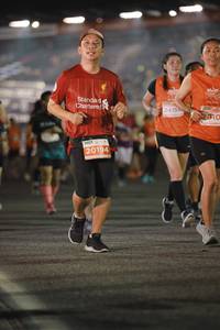 BIB: 2415, 20194
                            <button type="button" onclick="openModal(14106978)" class="btn btn-primary btn-sm float-right btn-popup" data-toggle="modal" data-target=".modal-high-quality">
                        <i class="fas fa-shopping-cart"></i> Add to Cart
                    </button>
                                            <button type="button" onclick="isThisMe(14106978, true)" class="btn btn-success btn-sm float-right btn-popup btn-isme hidden" data-toggle="tooltip" data-placement="bottom" title="นี่คือรูปของคุณใช่ไหม คลิกที่นี่เพื่อเอาเข้าอัลบั้ม">
                        <i class="fas fa-plus"></i> Add to album
                    </button>
                    <button type="button" onclick="isThisMe(14106978, false)" class="btn btn-warning btn-sm float-right btn-popup btn-isnotme hidden">
                        <i class="fas fa-ban"></i> Remove from album
                    </button>