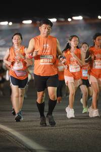 BIB: 21898, 4105, 2818, 28184
                            <button type="button" onclick="openModal(14116629)" class="btn btn-primary btn-sm float-right btn-popup" data-toggle="modal" data-target=".modal-high-quality">
                        <i class="fas fa-shopping-cart"></i> Add to Cart
                    </button>
                                            <button type="button" onclick="isThisMe(14116629, true)" class="btn btn-success btn-sm float-right btn-popup btn-isme hidden" data-toggle="tooltip" data-placement="bottom" title="นี่คือรูปของคุณใช่ไหม คลิกที่นี่เพื่อเอาเข้าอัลบั้ม">
                        <i class="fas fa-plus"></i> Add to album
                    </button>
                    <button type="button" onclick="isThisMe(14116629, false)" class="btn btn-warning btn-sm float-right btn-popup btn-isnotme hidden">
                        <i class="fas fa-ban"></i> Remove from album
                    </button>