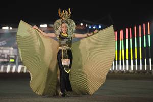 BIB: 29323
                            <button type="button" onclick="openModal(14127517)" class="btn btn-primary btn-sm float-right btn-popup" data-toggle="modal" data-target=".modal-high-quality">
                        <i class="fas fa-shopping-cart"></i> Add to Cart
                    </button>
                                            <button type="button" onclick="isThisMe(14127517, true)" class="btn btn-success btn-sm float-right btn-popup btn-isme hidden" data-toggle="tooltip" data-placement="bottom" title="นี่คือรูปของคุณใช่ไหม คลิกที่นี่เพื่อเอาเข้าอัลบั้ม">
                        <i class="fas fa-plus"></i> Add to album
                    </button>
                    <button type="button" onclick="isThisMe(14127517, false)" class="btn btn-warning btn-sm float-right btn-popup btn-isnotme hidden">
                        <i class="fas fa-ban"></i> Remove from album
                    </button>