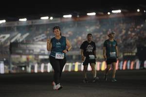 BIB: 47812
                            <button type="button" onclick="openModal(14009965)" class="btn btn-primary btn-sm float-right btn-popup" data-toggle="modal" data-target=".modal-high-quality">
                        <i class="fas fa-shopping-cart"></i> Add to Cart
                    </button>
                                            <button type="button" onclick="isThisMe(14009965, true)" class="btn btn-success btn-sm float-right btn-popup btn-isme hidden" data-toggle="tooltip" data-placement="bottom" title="นี่คือรูปของคุณใช่ไหม คลิกที่นี่เพื่อเอาเข้าอัลบั้ม">
                        <i class="fas fa-plus"></i> Add to album
                    </button>
                    <button type="button" onclick="isThisMe(14009965, false)" class="btn btn-warning btn-sm float-right btn-popup btn-isnotme hidden">
                        <i class="fas fa-ban"></i> Remove from album
                    </button>