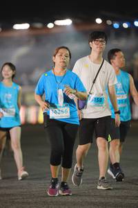 BIB: 158, 3576, 14356
                            <button type="button" onclick="openModal(14233182)" class="btn btn-primary btn-sm float-right btn-popup" data-toggle="modal" data-target=".modal-high-quality">
                        <i class="fas fa-shopping-cart"></i> Add to Cart
                    </button>
                                            <button type="button" onclick="isThisMe(14233182, true)" class="btn btn-success btn-sm float-right btn-popup btn-isme hidden" data-toggle="tooltip" data-placement="bottom" title="นี่คือรูปของคุณใช่ไหม คลิกที่นี่เพื่อเอาเข้าอัลบั้ม">
                        <i class="fas fa-plus"></i> Add to album
                    </button>
                    <button type="button" onclick="isThisMe(14233182, false)" class="btn btn-warning btn-sm float-right btn-popup btn-isnotme hidden">
                        <i class="fas fa-ban"></i> Remove from album
                    </button>